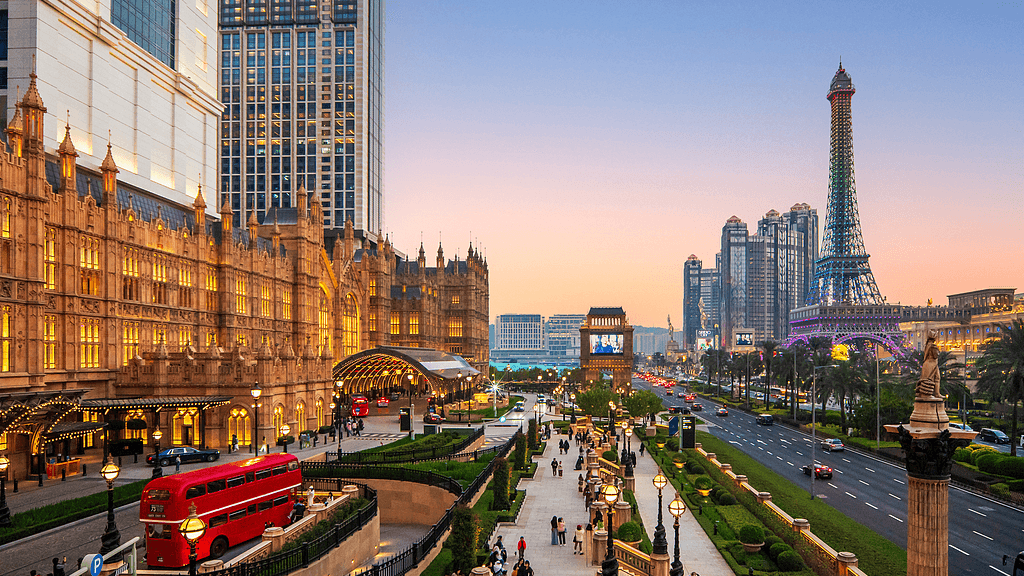 Macao SAR chief executive appoints 7 members to 8th Legislative